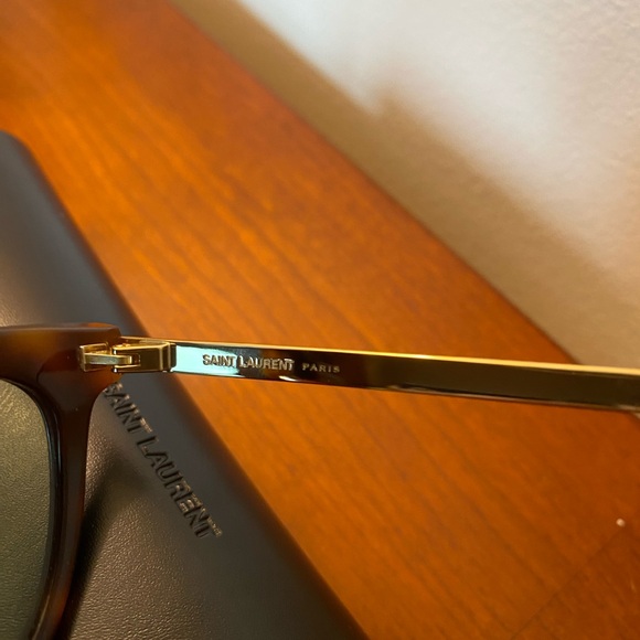 *SOLD* NWT SAINT LAURENT• Cat eye SL 510 sunglasses - Picture 5 of 12